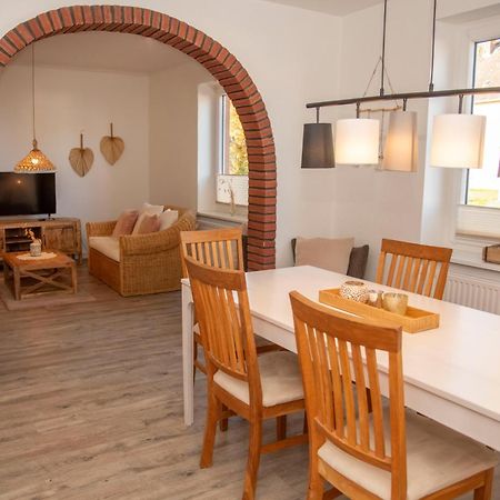 Grosses Ferienhaus Mit 4 Schlafzimmern Eutin Kültér fotó